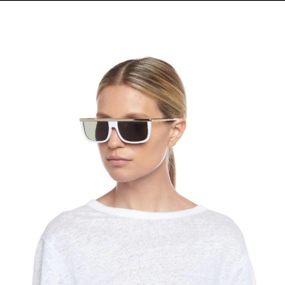 Le Specs Hydromatic Sunglasses White Gold Unisex UV 400 BNWT RETIRED